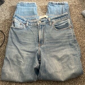 Abercrombie and fitch curve love mom jeans